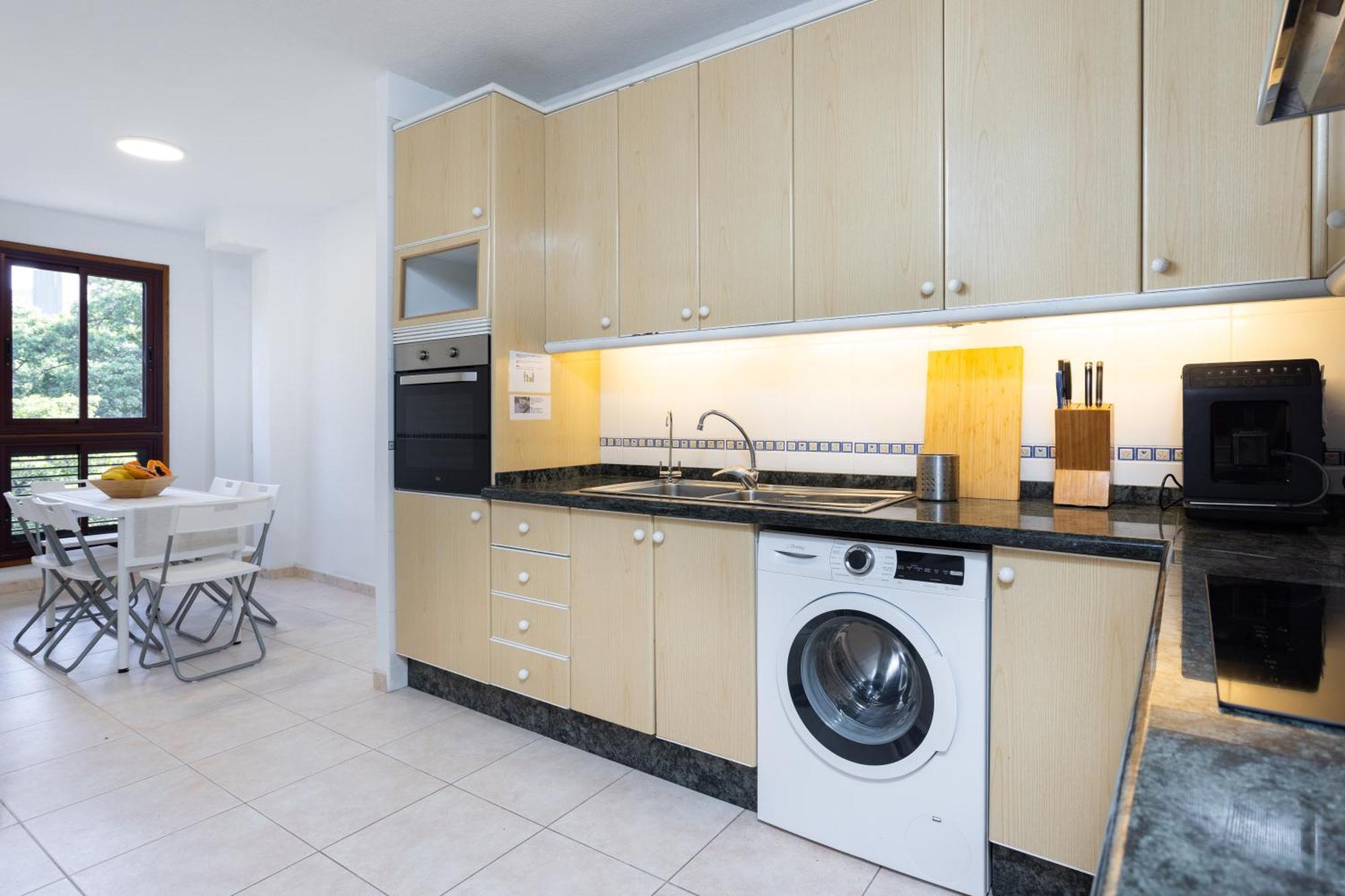 Home2Book Design & Luminous Apt Santa Cruz Center エクステリア 写真